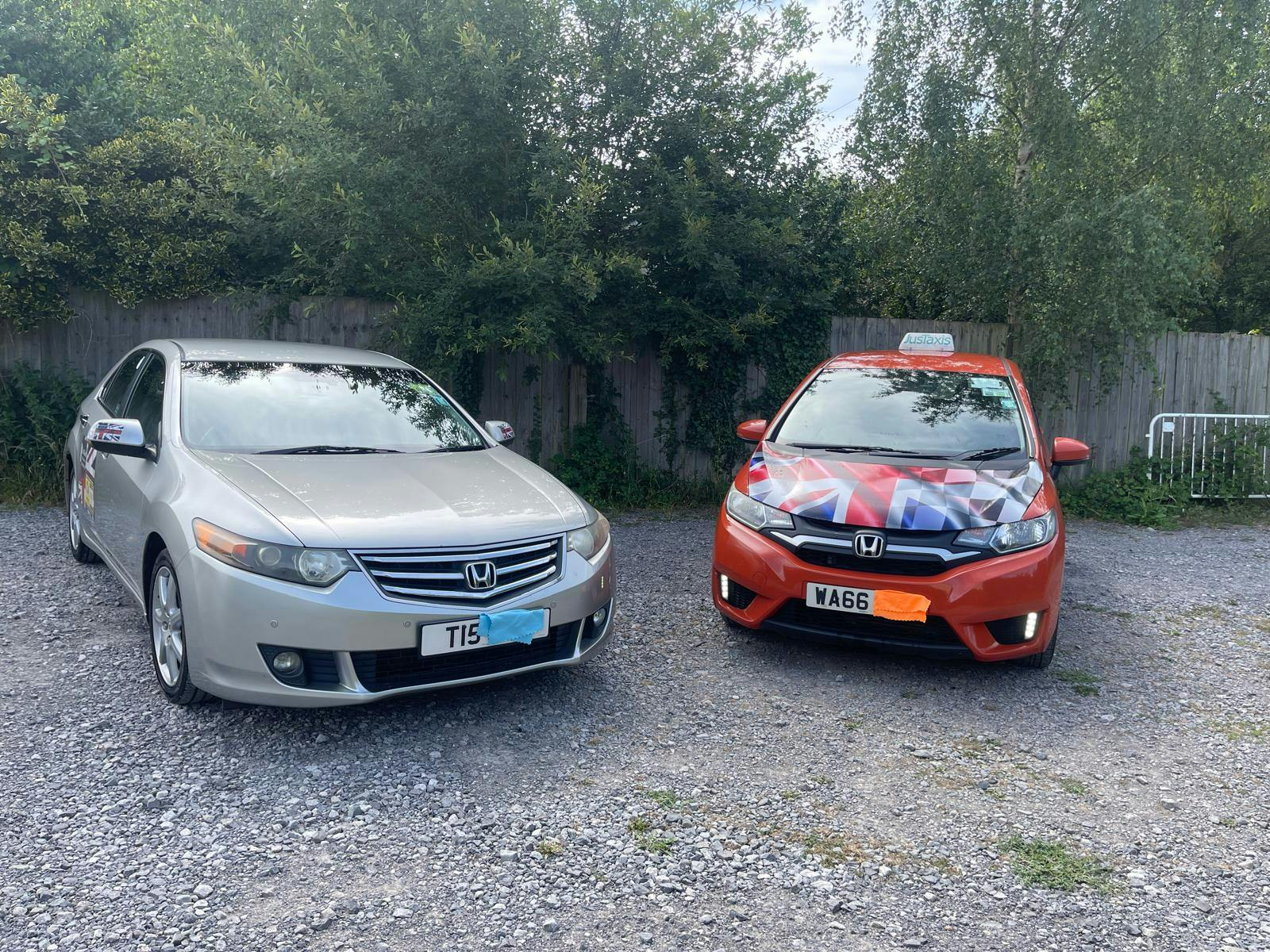 JusTaxis Taxi Service covering Glastonbury, Street, Wells and the whole of Somerset
